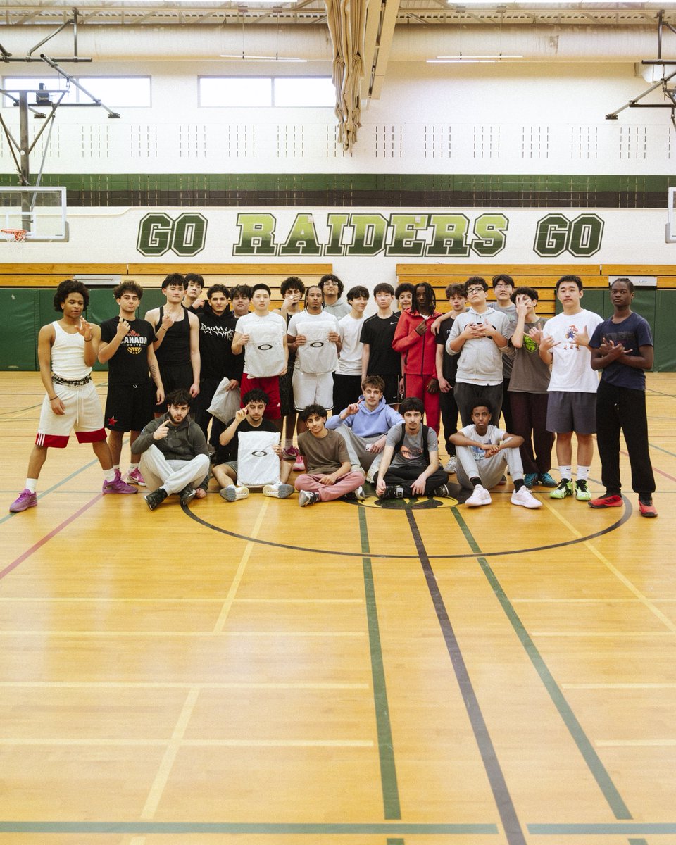 Play Forever tweet media