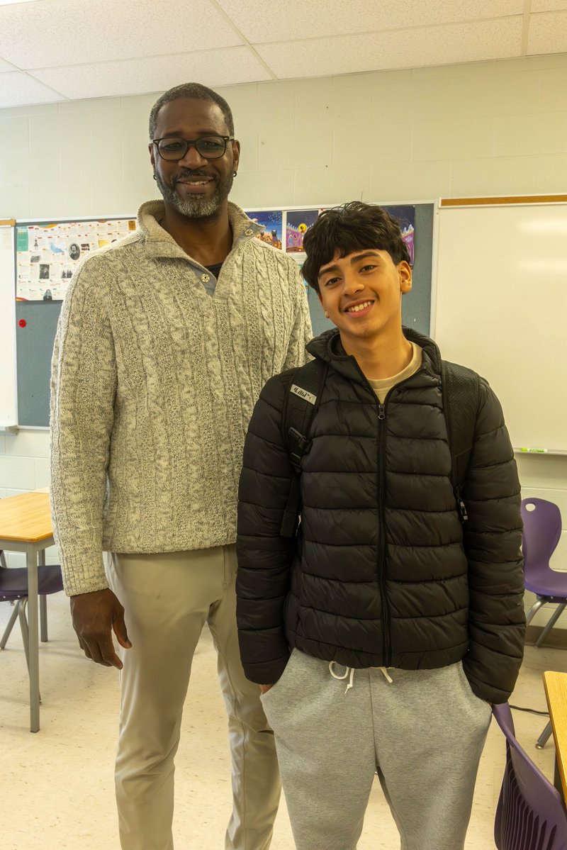 Play Forever tweet media