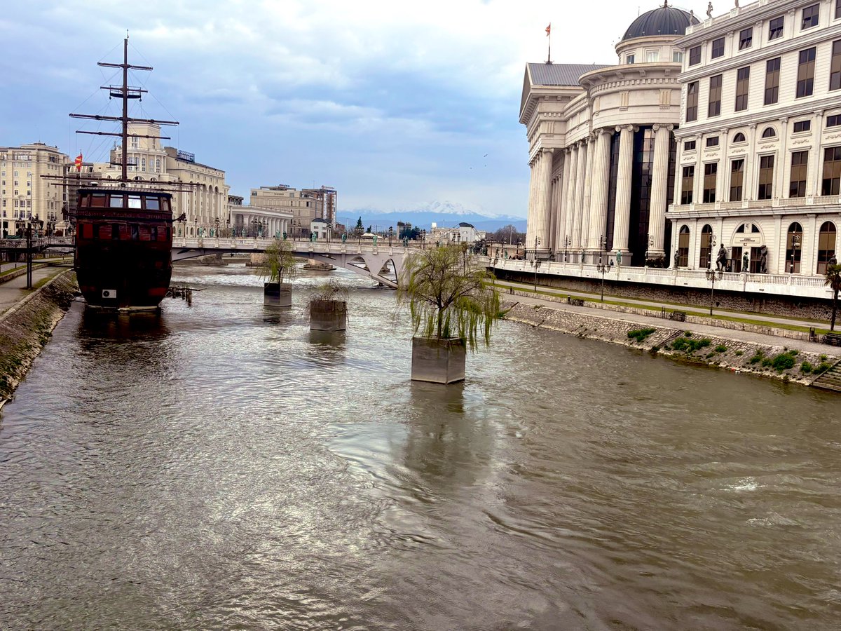 Афро tweet media