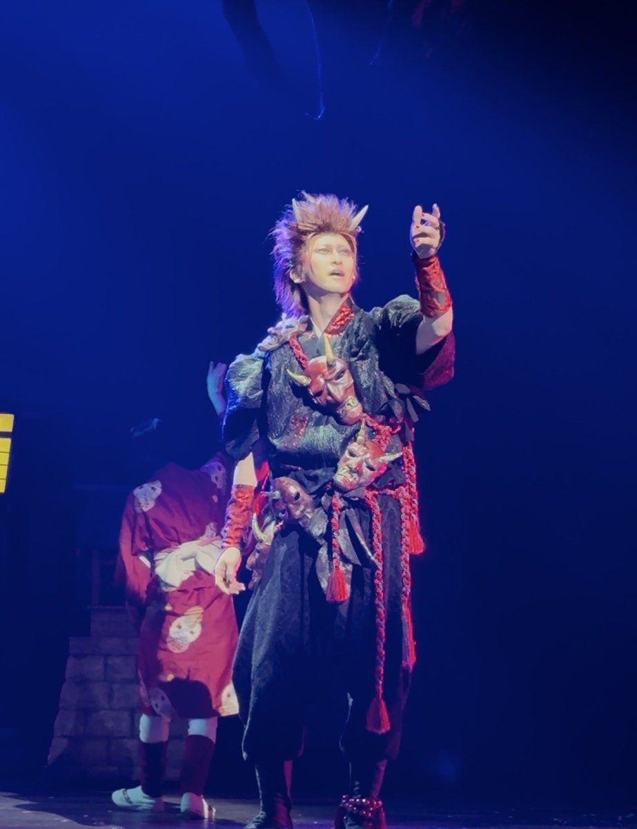 ykxarbb's tweet photo. 推しの天邪鬼さん、想像してた感じと違くてあっそっち系??👑様すぎる…と最初思ってしまったけど殺陣めちゃくちゃカッコよかったしアフトクでキャラ作りの裏話を聞いてなるほどなぁと納得！結果大好きすぎた🤦‍♀️🫶 https://t.co/sRoUwxQ9Sg