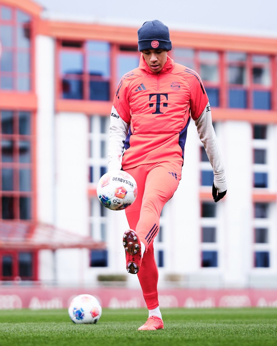 FC Bayern tweet media