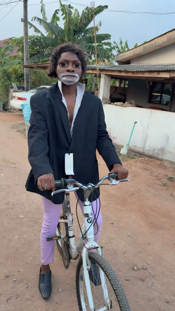 Humour_king tweet media