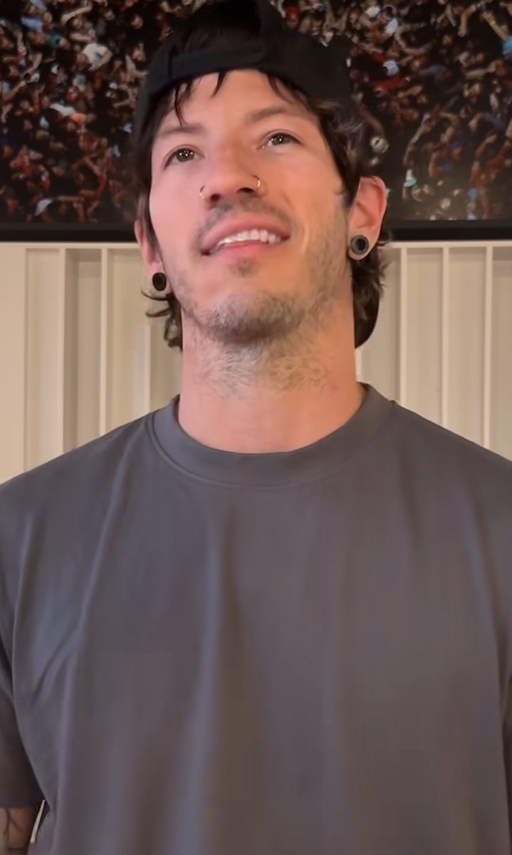 esphir ≈ tweet media