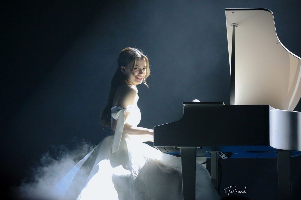 vponq's tweet image. ฮืออออออออออออ รอเครื่องดนตรีชิ้นต่อไปของคูมศิลปินรีเบคก้าแล้วนะคะ

#Beckysangels #WILD 
#Beckyentertainment  
#BeckyxWildrecordlabel