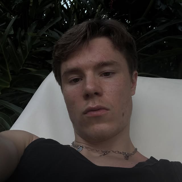 Tracklist tweet media