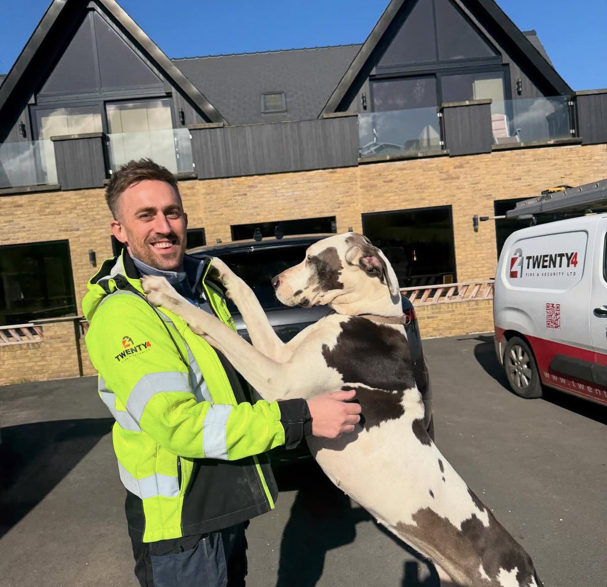 Twenty4FS's tweet photo. “Working at height training complete…” 🐶⬆️

Didn’t expect the equipment to be this… enthusiastic 😂

#WorkingAtHeight #OnSiteSupport #LiftMeUp #DogApproved #HealthAndSafetyWho https://t.co/sZASNAzXBU