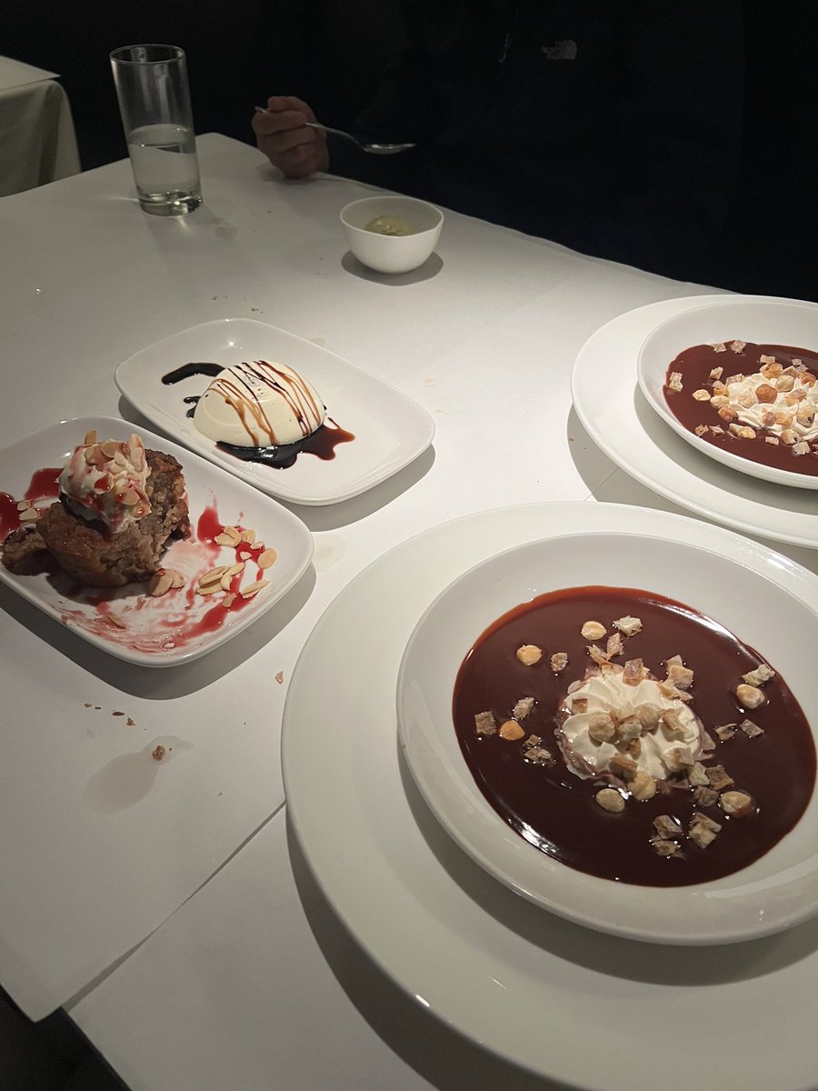 ️️ 🫗 tweet media