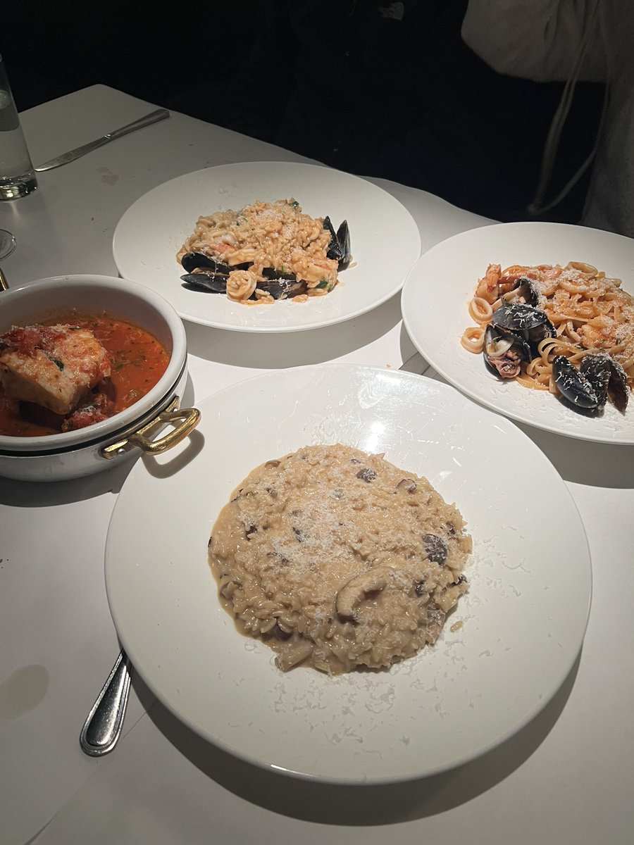 ️️ 🫗 tweet media