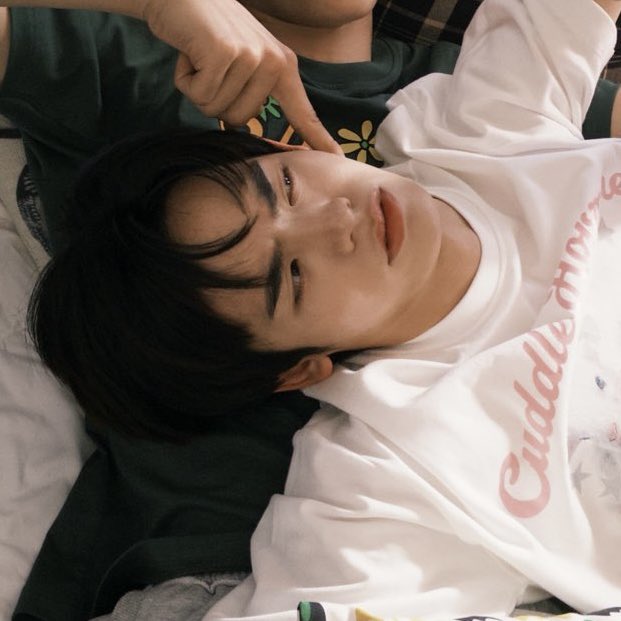 peachploy🌻 tweet media