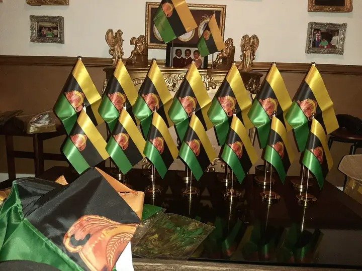 Ɔhene🕷 tweet media