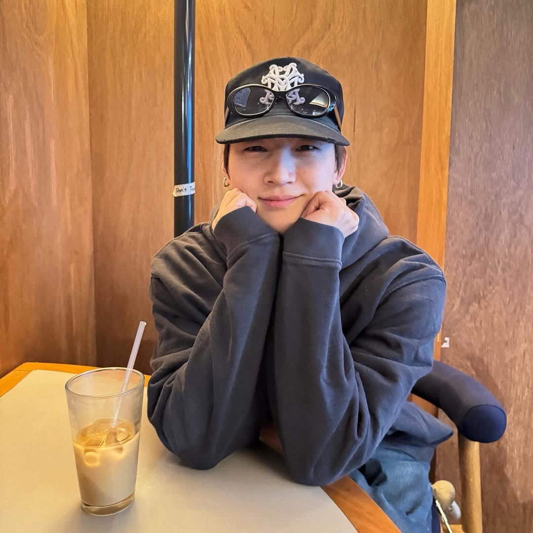 issa ◠‿◠¨ tweet media