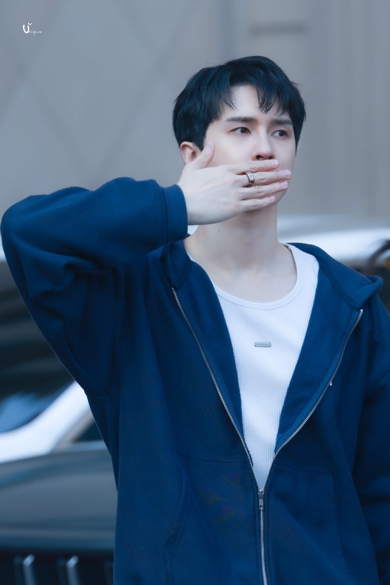 Unique_Ken tweet media