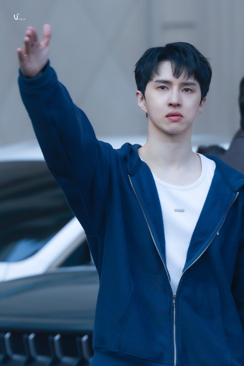 Unique_Ken tweet media