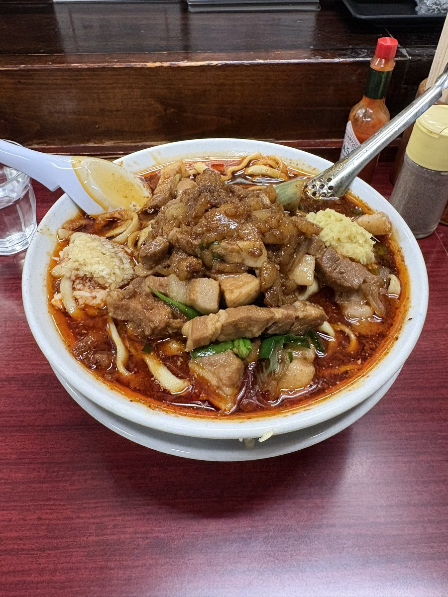 鳩 tweet media