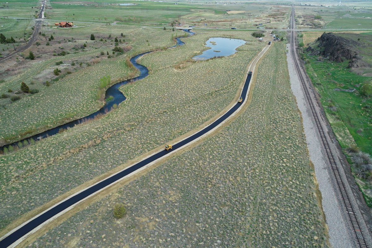 PioneerTechEng's tweet photo. Pioneer is proud to support the Greenway Service District and other representatives on the Silver Bow Creek Greenway project.
 
For more information on the project, check out Montana Standard's article here:  https://t.co/bMgSfSzBDa https://t.co/F0snfpN8Yy