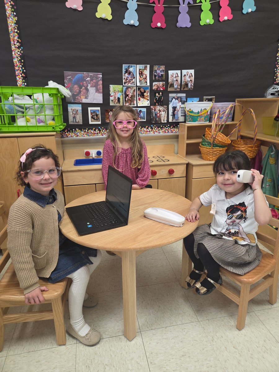 Trisha Costello tweet media