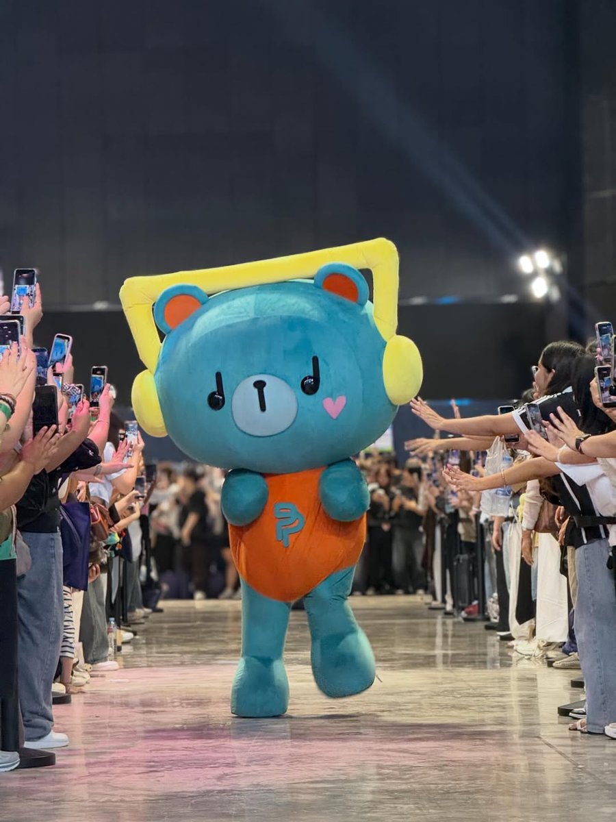 PondPhuwin Official Thailand (DoubleP) tweet media