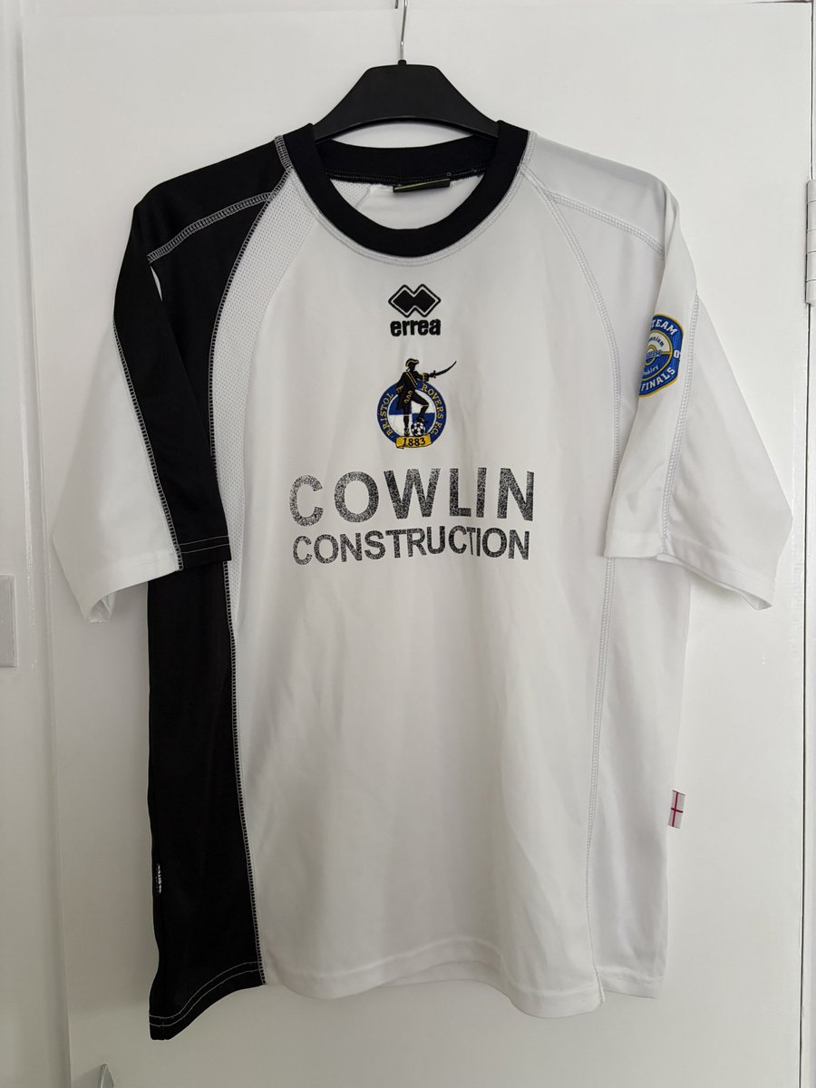 The Football Shirt Hub tweet media