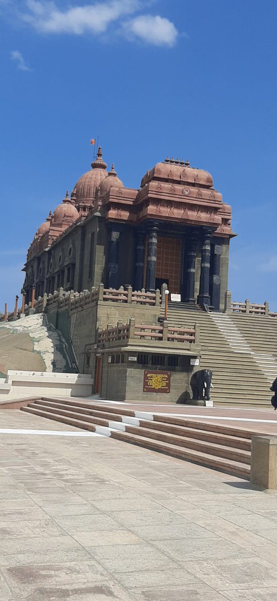 naagrik12323056's tweet image. Kanyakumari is the place which is located in the southern part of India and has adorned the Indian Ocean in its lap.
#ThroughbackThursday