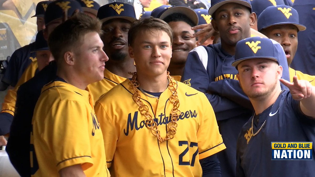 WVU Shirtless Bandits tweet media