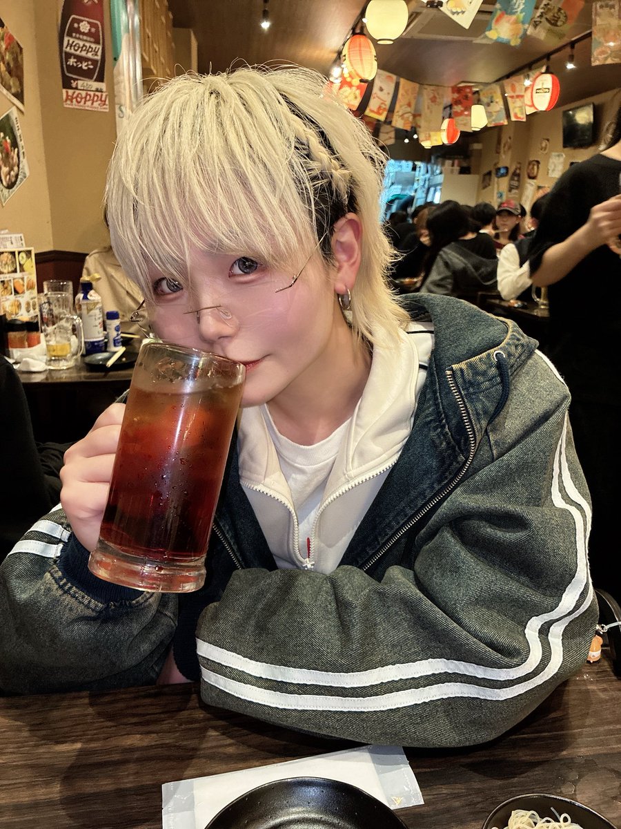 まひろ tweet media