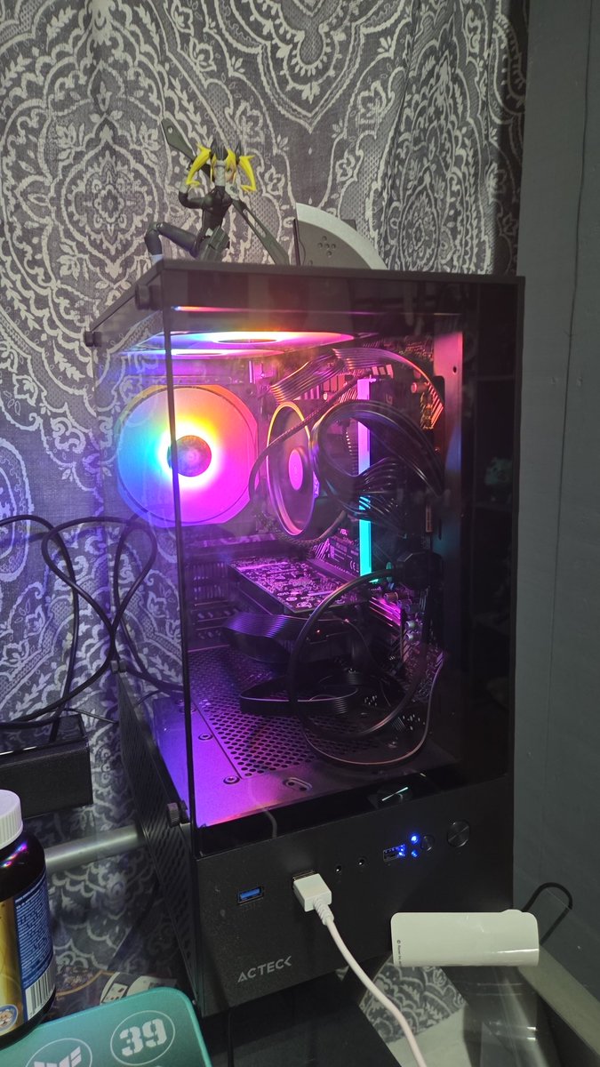 Adolfo Falcone 🇲🇽🇦🇱🇮🇷 tweet media