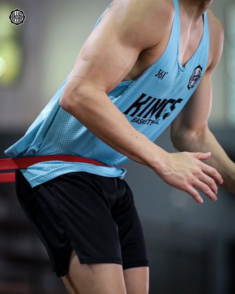 OlimpiaKings's tweet image. 📸 𝐏𝐨𝐬𝐭𝐚𝐥𝐞𝐬 𝐝𝐞 𝐮𝐧𝐚 𝐣𝐨𝐫𝐧𝐚𝐝𝐚 𝐝𝐞 𝐭𝐫𝐚𝐛𝐚𝐣𝐨.

En los detalles está la diferencia. 😉🏀

#Go𝐊𝐈𝐍𝐆𝐒 👑

🤍🖤🤍