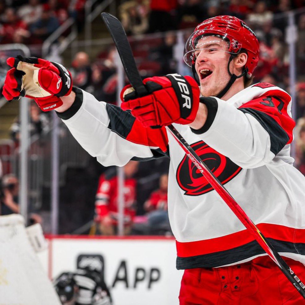 jason 🦥🪐 tweet media