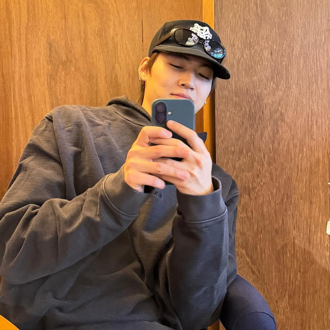 ~ 뿐니 ♡🤍 tweet media