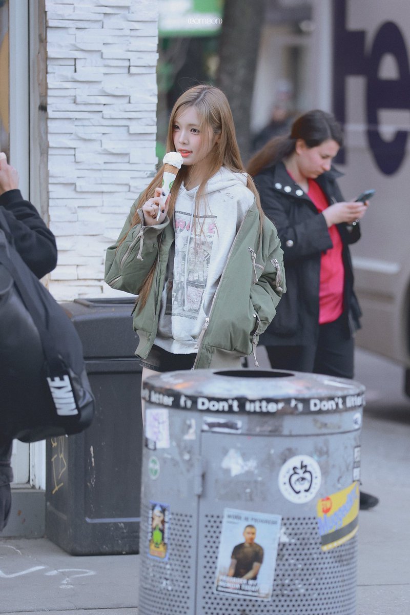 (BomBon) tweet media