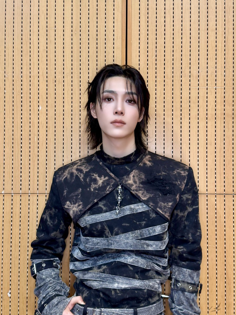 ˚ ༘* ࿐시시 tweet media