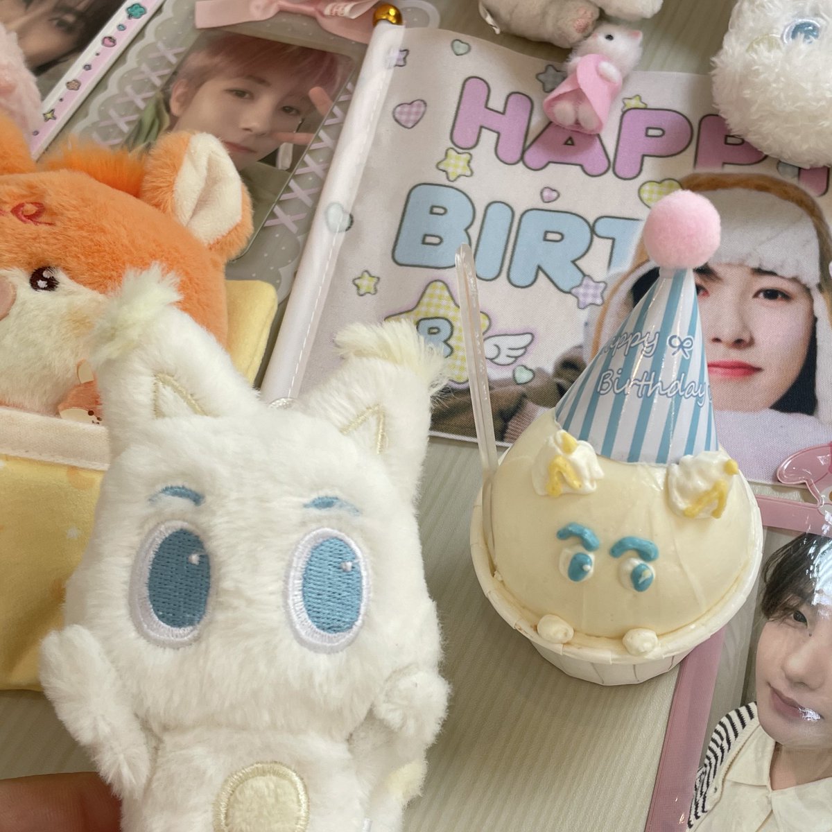onyourrawi's tweet photo. 💭💛🦊🍼⭐️
 #황런쥔짜생일축하해 #YellowSpringRENJUNDay https://t.co/QYCOTOKHQN