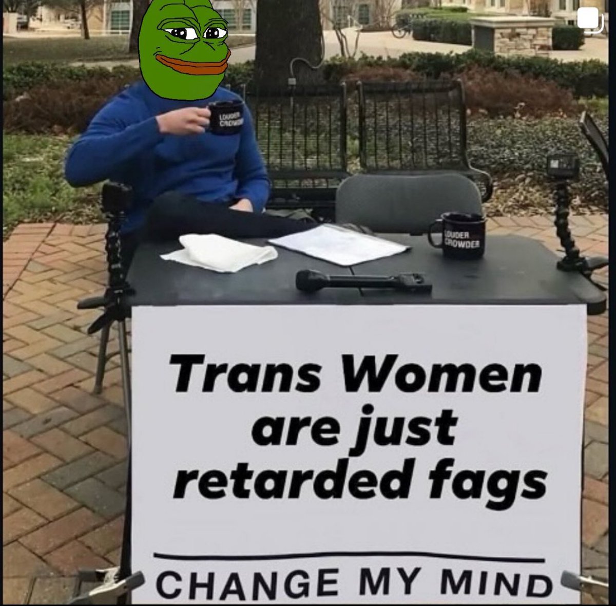 FBI IS ASSHOE tweet media