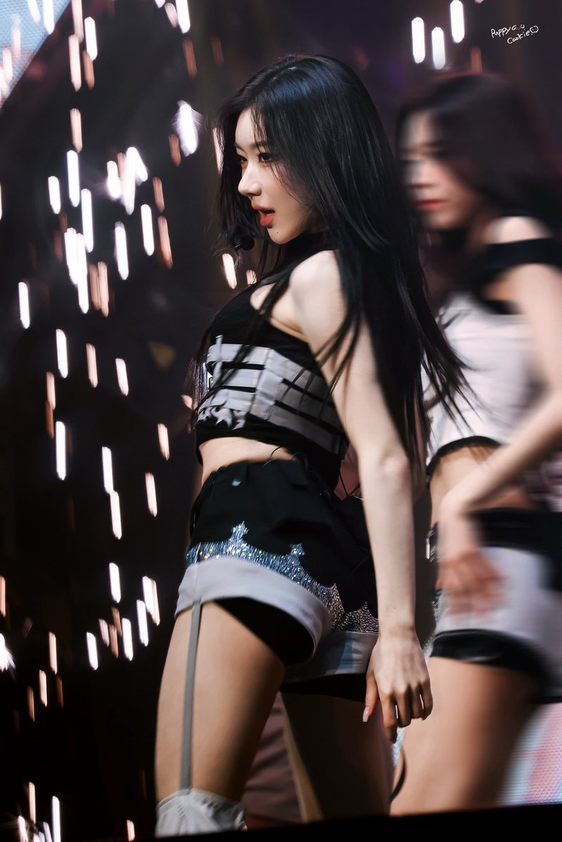 Cookieeee tweet media