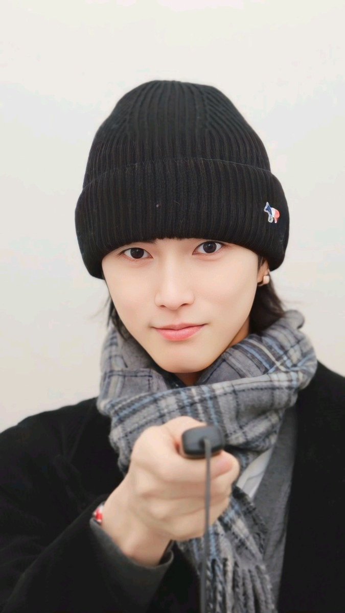 Hanipics (archives) tweet media