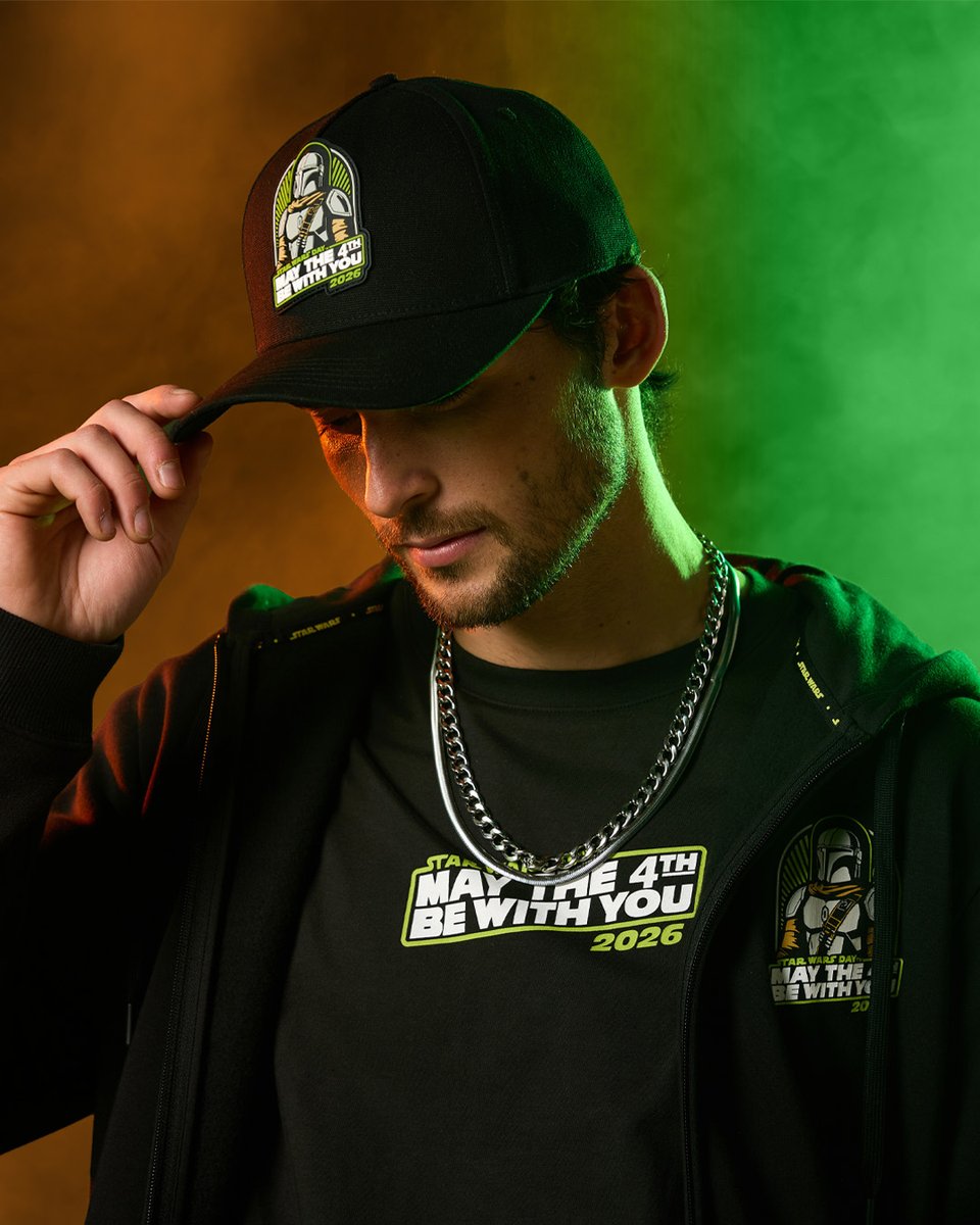 Disney Store tweet media