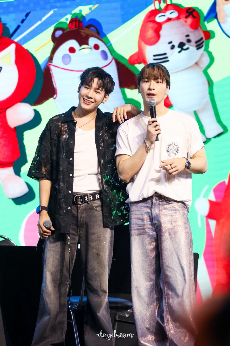 daydream 💛⛅✏️📖 tweet media