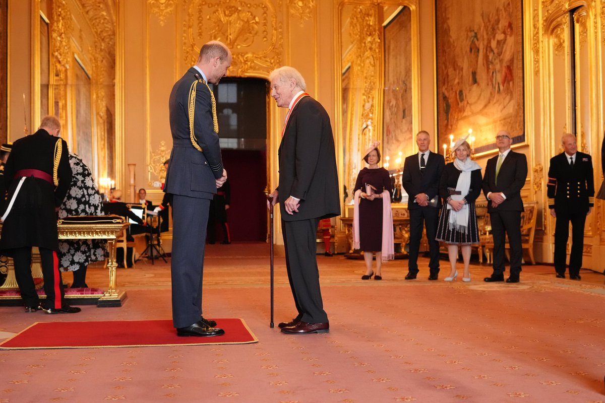 Morris Bright MBE tweet media