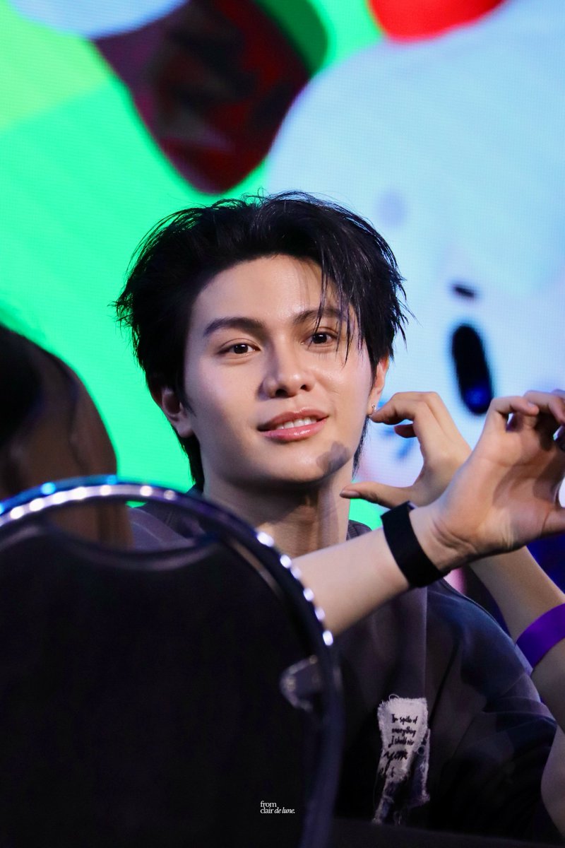 from, clairdelune. tweet media