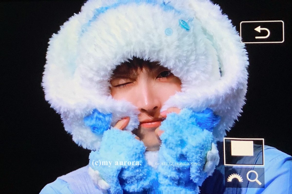 𝗺𝘆 𝗮𝘂𝗿𝗼𝗿𝗮. tweet media