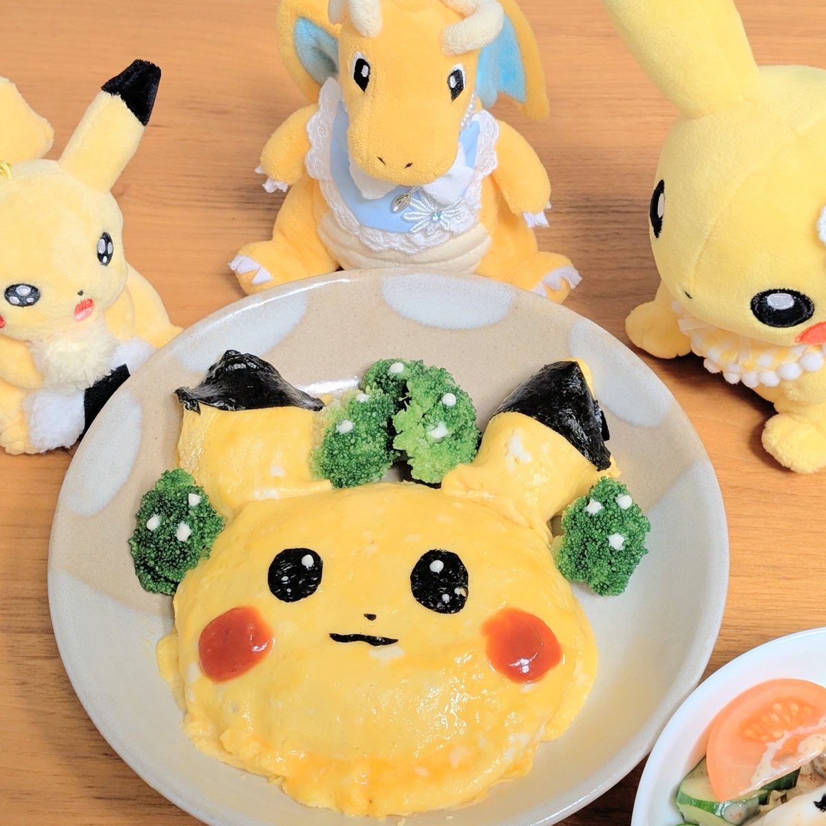 ena@惣菜発表カイリュー tweet media