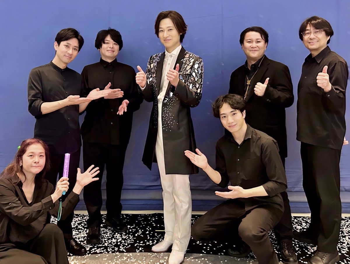 h_a_dr's tweet photo. 先日は #山内惠介 さん コンサートツアー2026～明鏡止水、この世は祭り～@ LINE CUBE SHIBUYA
全国ツアーの初日がついに開幕！
満席御礼、スタートから圧倒的歌唱で初日にふさわしい盛り上がりでした🔥
頼れるバンドメンバーの方々と各チームで団結し、華やかなステージをお送りします！ https://t.co/2JdY7keaV0