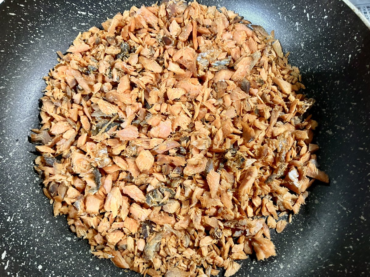 超神ネイガー tweet media