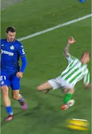 hEchicEro tweet media