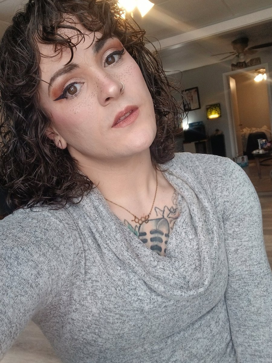 ᵗⁱⁿʸ T̥ͦo̥ͦḁͦs̥ͦt̥ͦy̥ͦ ♡´・ᴗ・`♡ tweet media