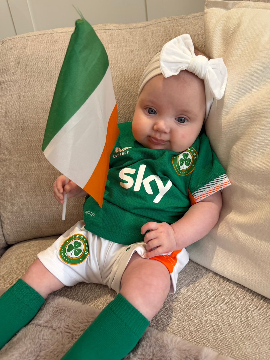 Rachel Lynch tweet media