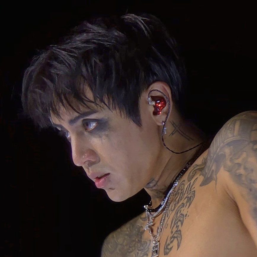 Dami🌼 (#1 DAISY ENTHUSIAST) ENHYPEN IS 7 tweet media