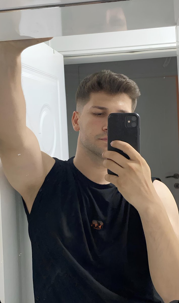 Schopenhauer 👁 tweet media