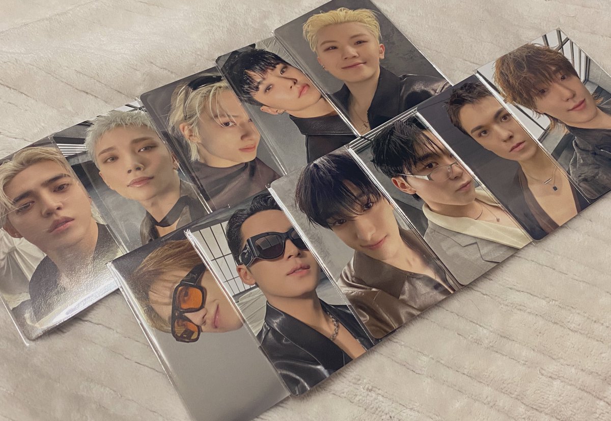 【NEW_ 会場限定 共同購入】
weverseようやく届きました😭
順番にDM伺いますのでもうしばらくお待ちください😭