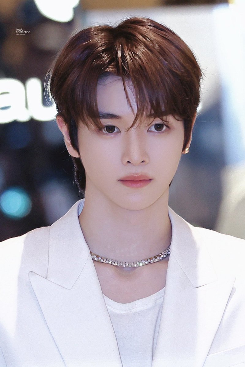 🐚ྀི tweet media